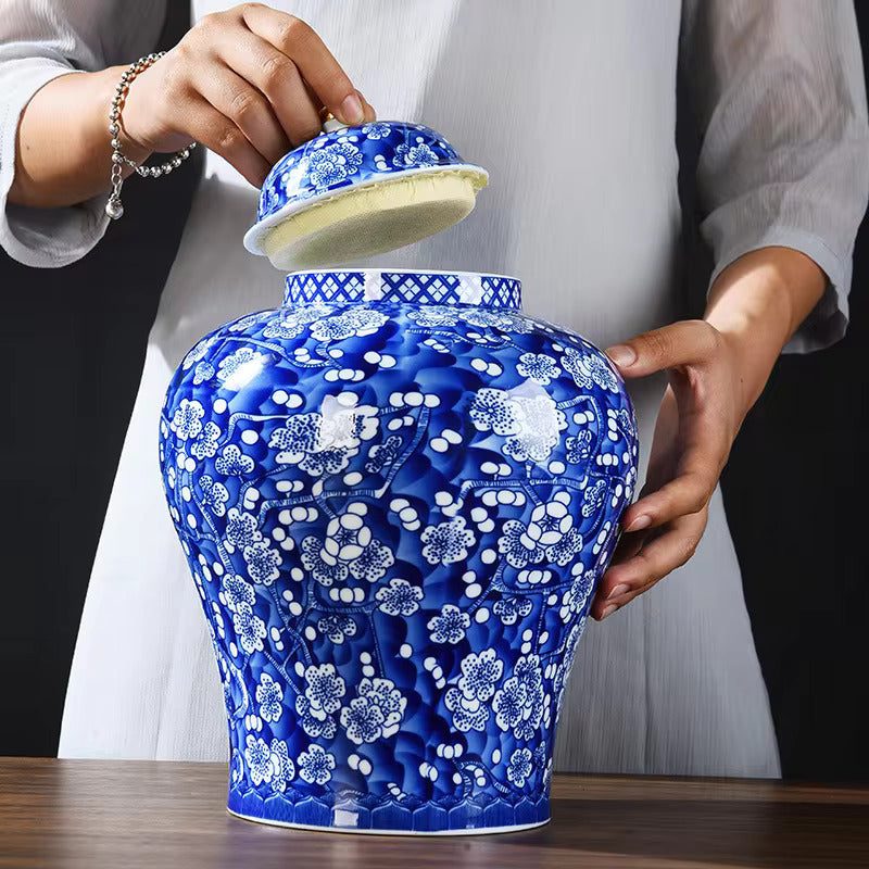 Blue and white elegant Urn